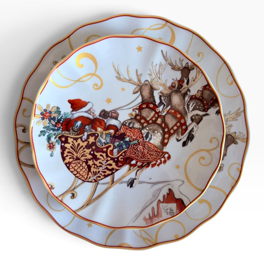 Williams Sonoma Holiday Reindeer Plates (Set of 2)