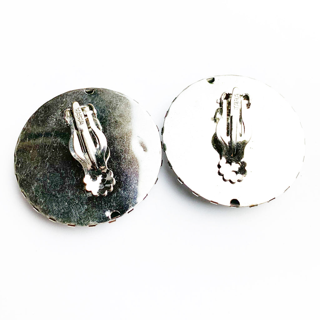 Vintage Tara Round Clip On Earrings