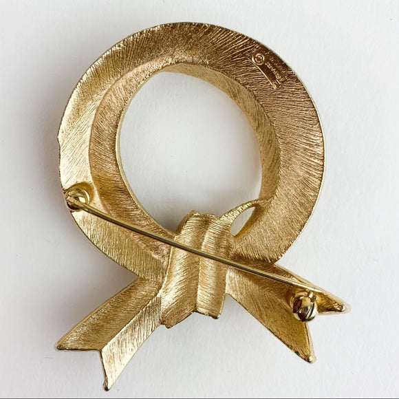 Vtg Trifari Signed Brushed Ribbon Knot Brooch Pin
