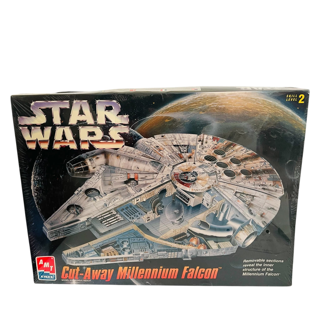 Star Wars Cut-Away Millennium Falcon Model Kit