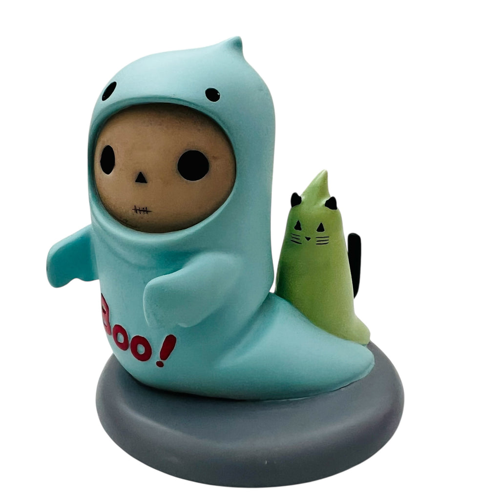 Luckyz PT Lucky the Skeleton as a Ghost Figurine