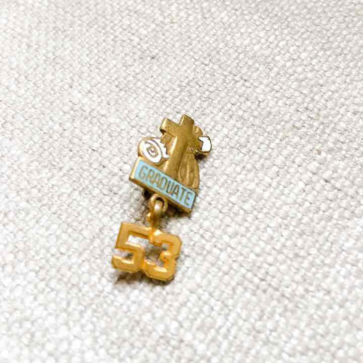 Vintage 1953 Graduate Cross Diploma Gold Toned Pin