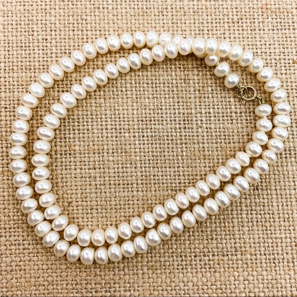 Vintage 10K Gold Clasp Pearl Necklace
